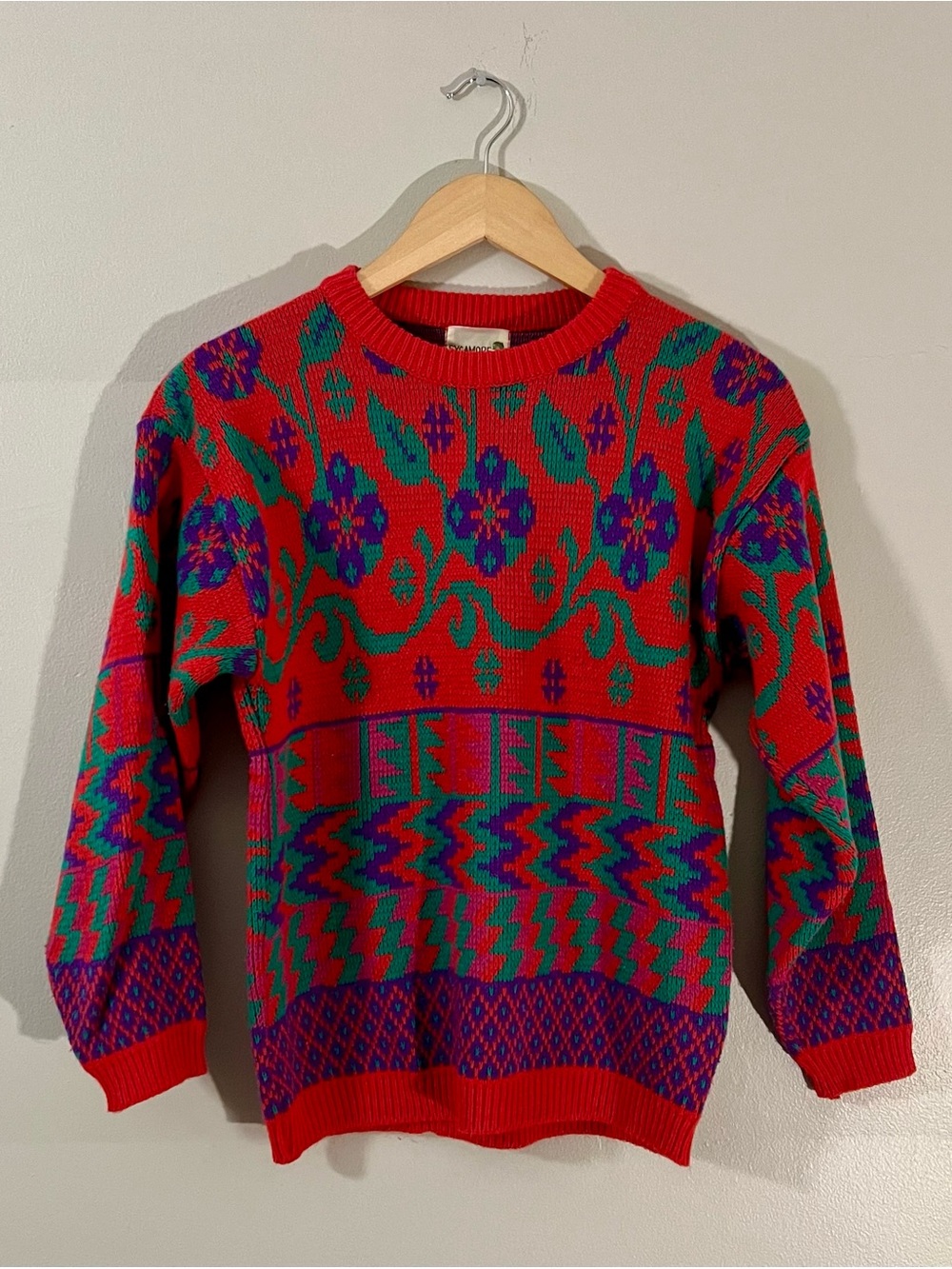 Vintage 80’s Sycamore bright red floral knit sweater whimsy winter cabincore ski